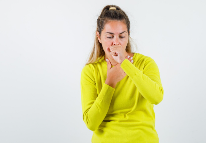 ಕೆಮ್ಮು ಮತ್ತು ಗಂಟಲುನೋವು ಬರಲು ಕಾರಣಗಳು- ಮನೆ ಮದ್ದುಗಳು.